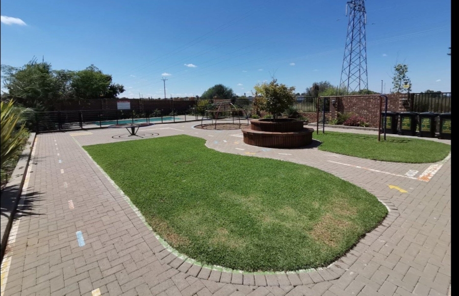 3 Bedroom Property for Sale in Groenvlei Sh Free State